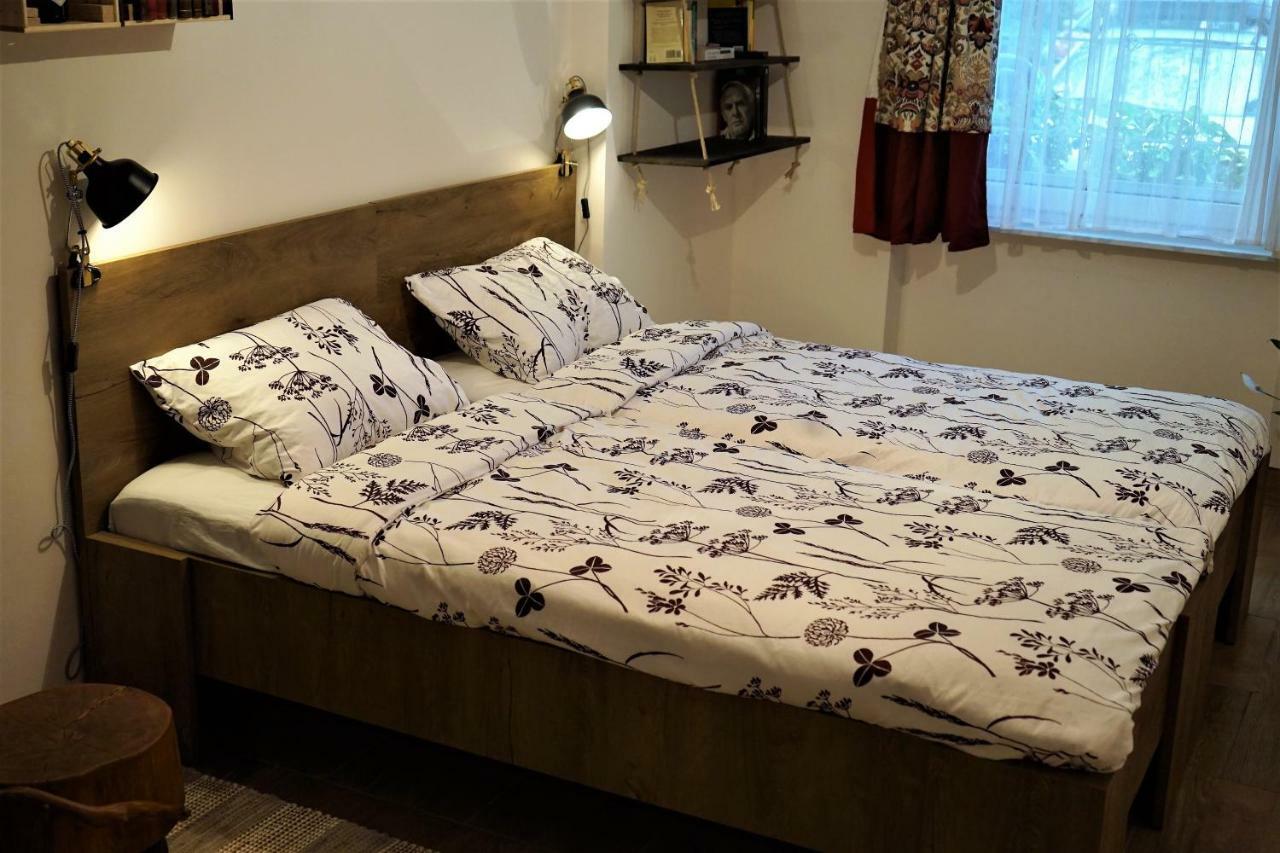 Momo'S Studio Apartment Zagreb Bagian luar foto