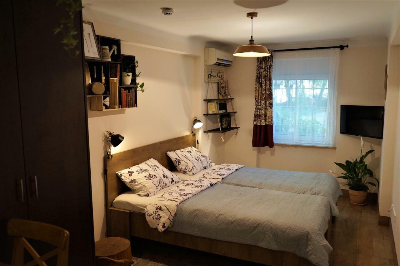 Momo'S Studio Apartment Zagreb Bagian luar foto