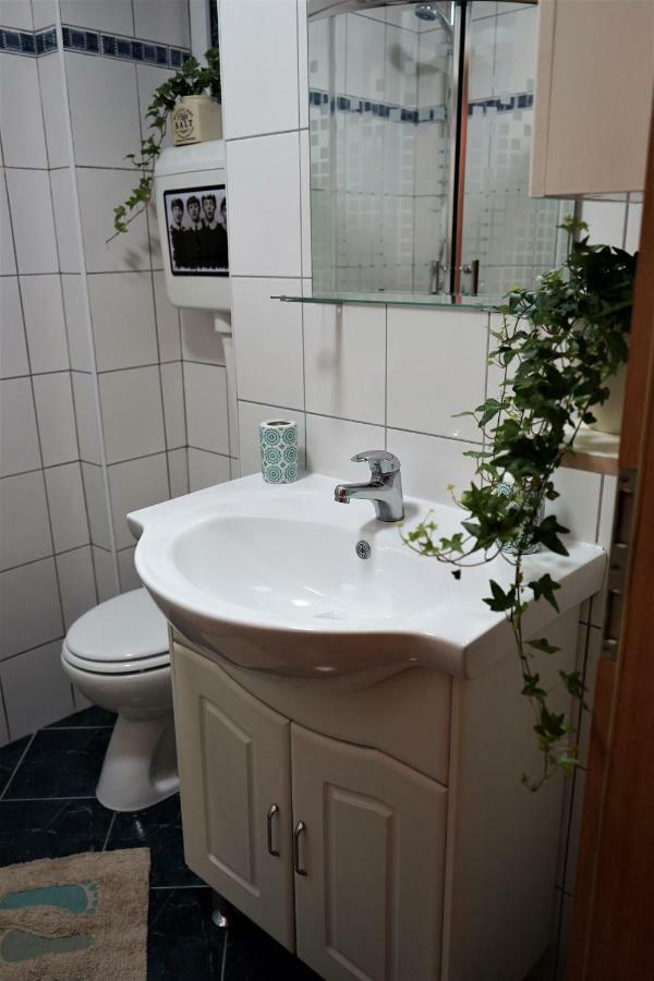 Momo'S Studio Apartment Zagreb Bagian luar foto